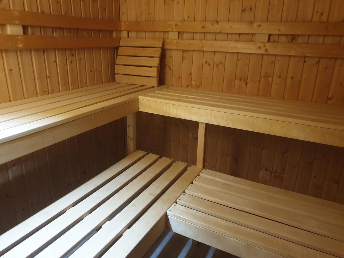 Ferienwohnung Mit Terrasse, Kostenloses Wlan, Parkplatz Бад-Эйнхаузен Экстерьер фото