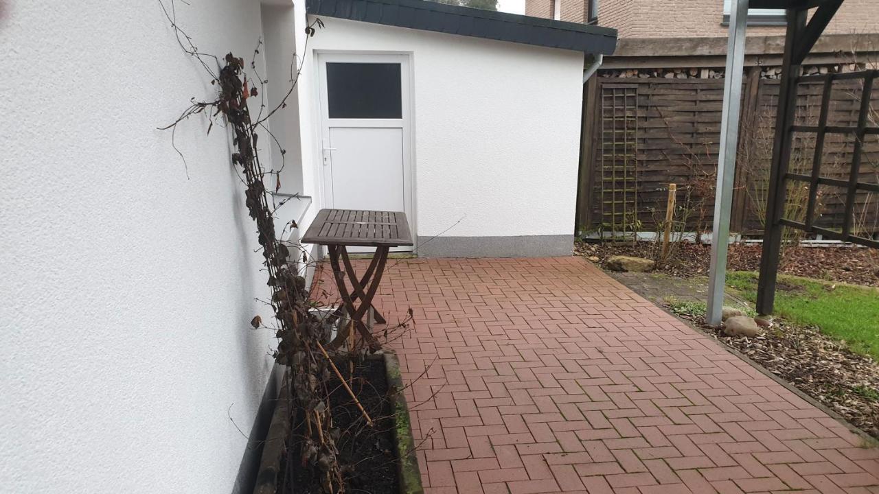 Ferienwohnung Mit Terrasse, Kostenloses Wlan, Parkplatz Бад-Эйнхаузен Экстерьер фото