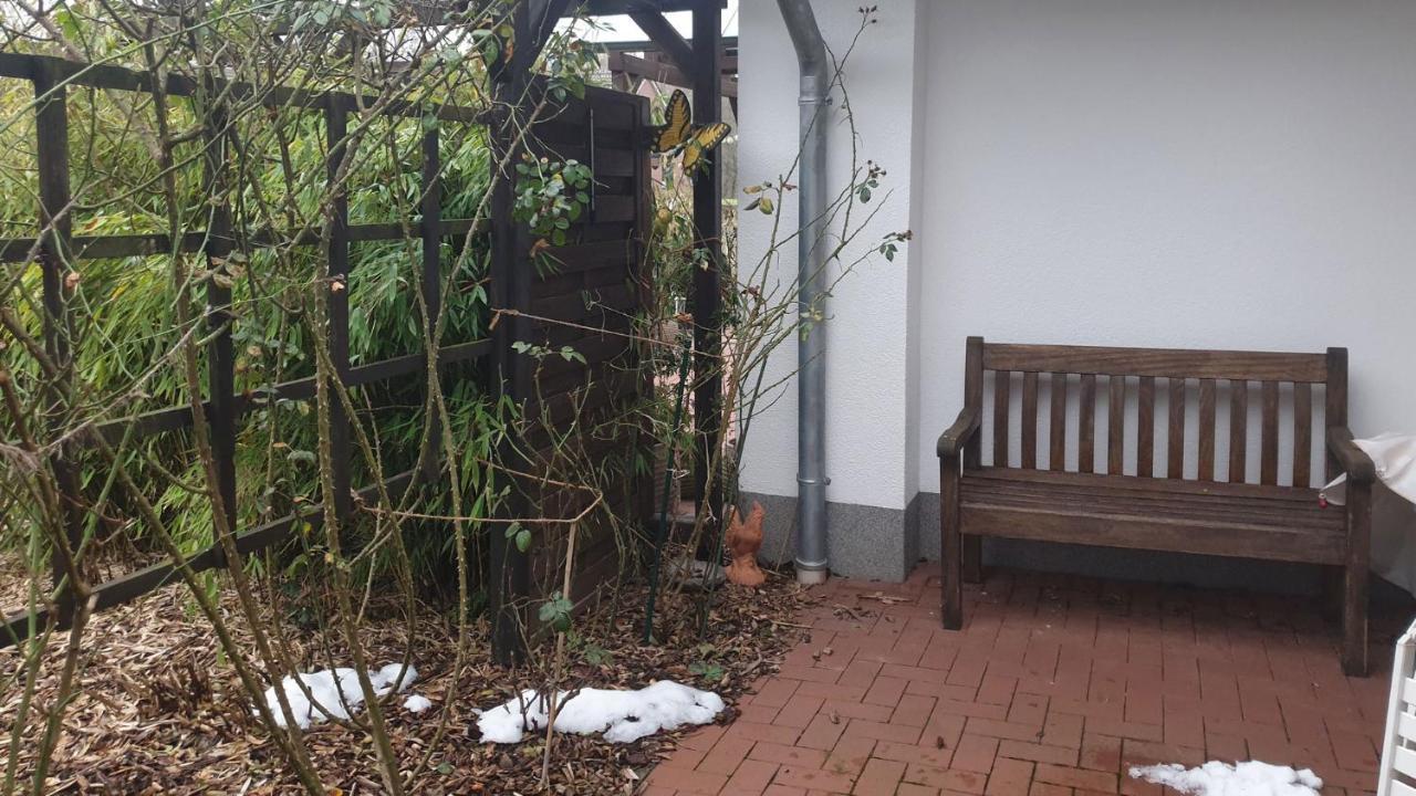 Ferienwohnung Mit Terrasse, Kostenloses Wlan, Parkplatz Бад-Эйнхаузен Экстерьер фото
