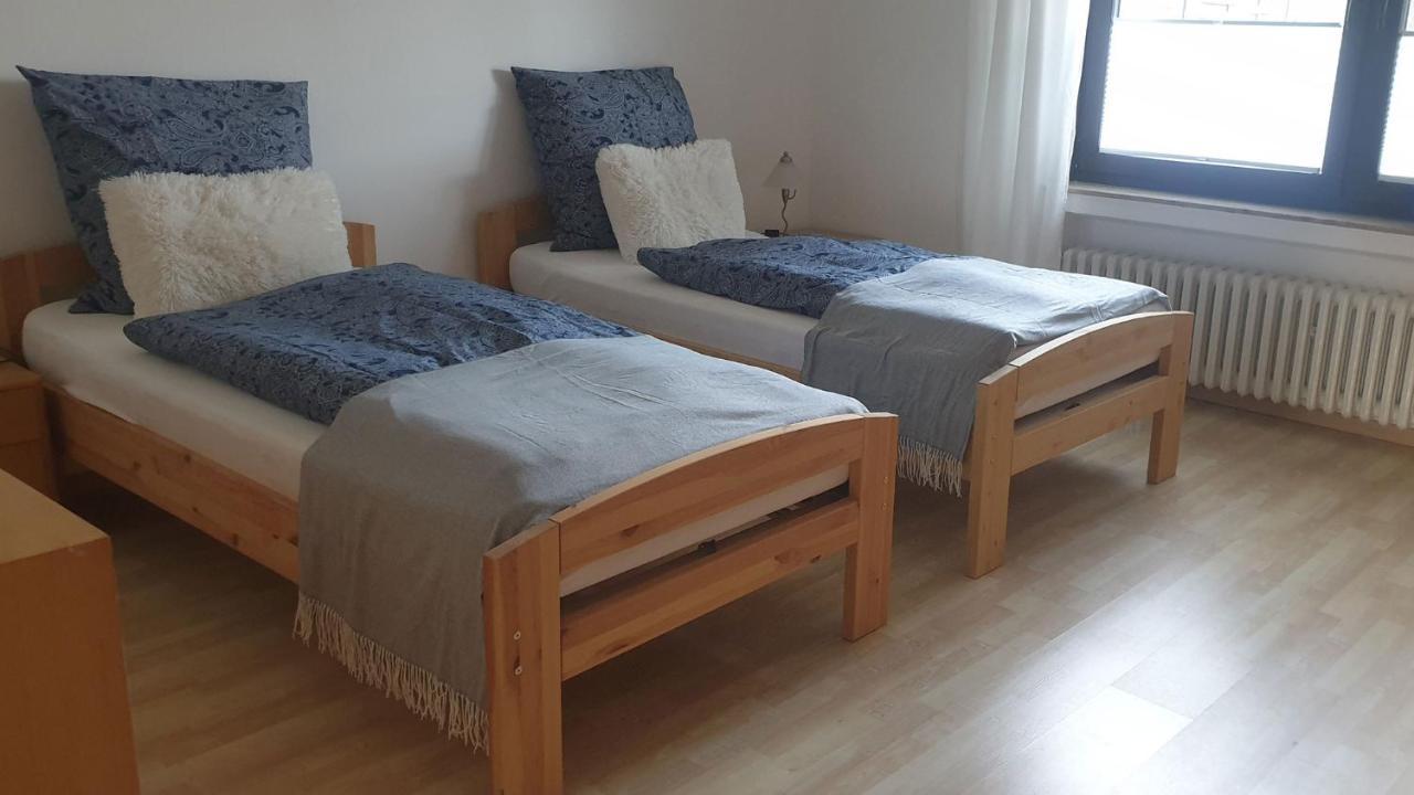 Ferienwohnung Mit Terrasse, Kostenloses Wlan, Parkplatz Бад-Эйнхаузен Экстерьер фото